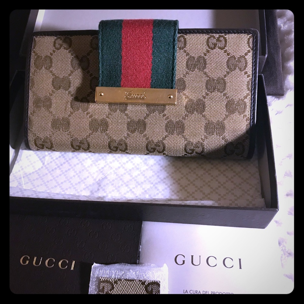 Gucci wallet